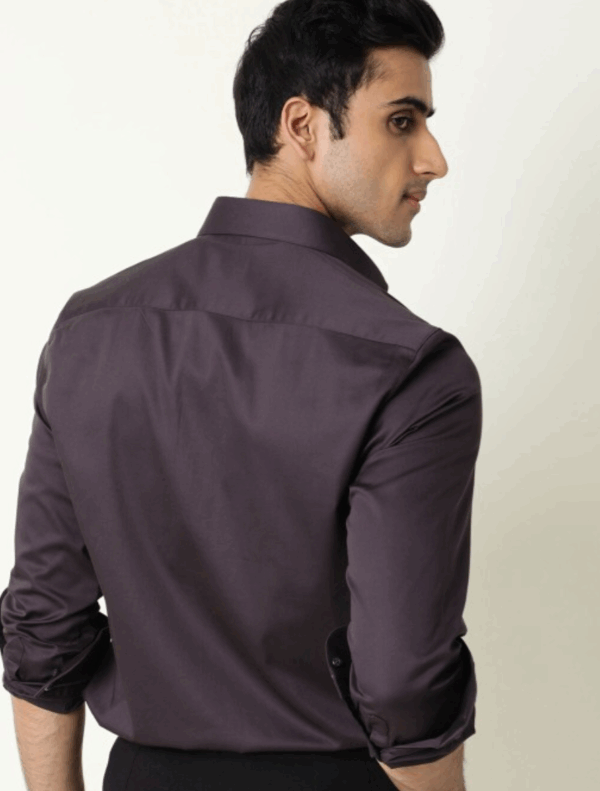 Men Como Purple Slim Fit Formal Shirt - Image 3